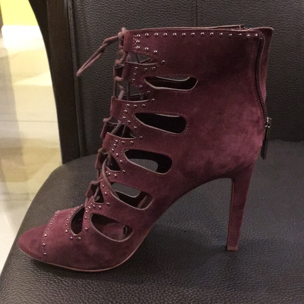 BCBGeneration Burgundy lace up pumps. Sz 37.5